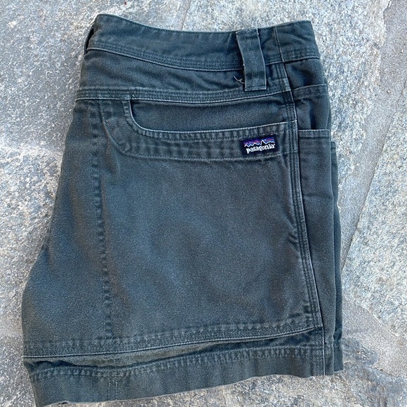 Patagonia women’s shorts - Picture 10 of 12